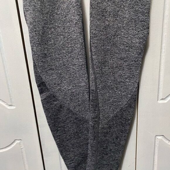 Gymshark womens gray logo waist leggings XS - Picture 2 of 5